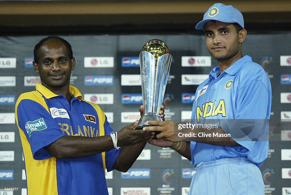 Sanath Jayasuriya of Sri Lanka and Sourav Ganguly of India with the trophy after