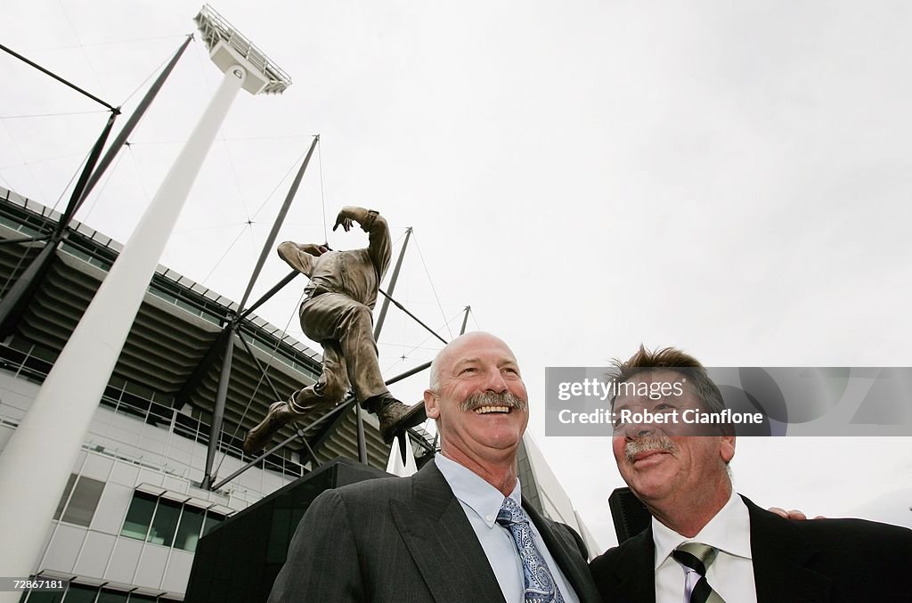 Dennis Lillee Statue Unveiled at the MCG